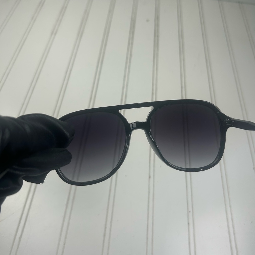 LAST CHANCE Black Aviator Style Sunglasses UV Protection – Unisex - Picture 5 of 7